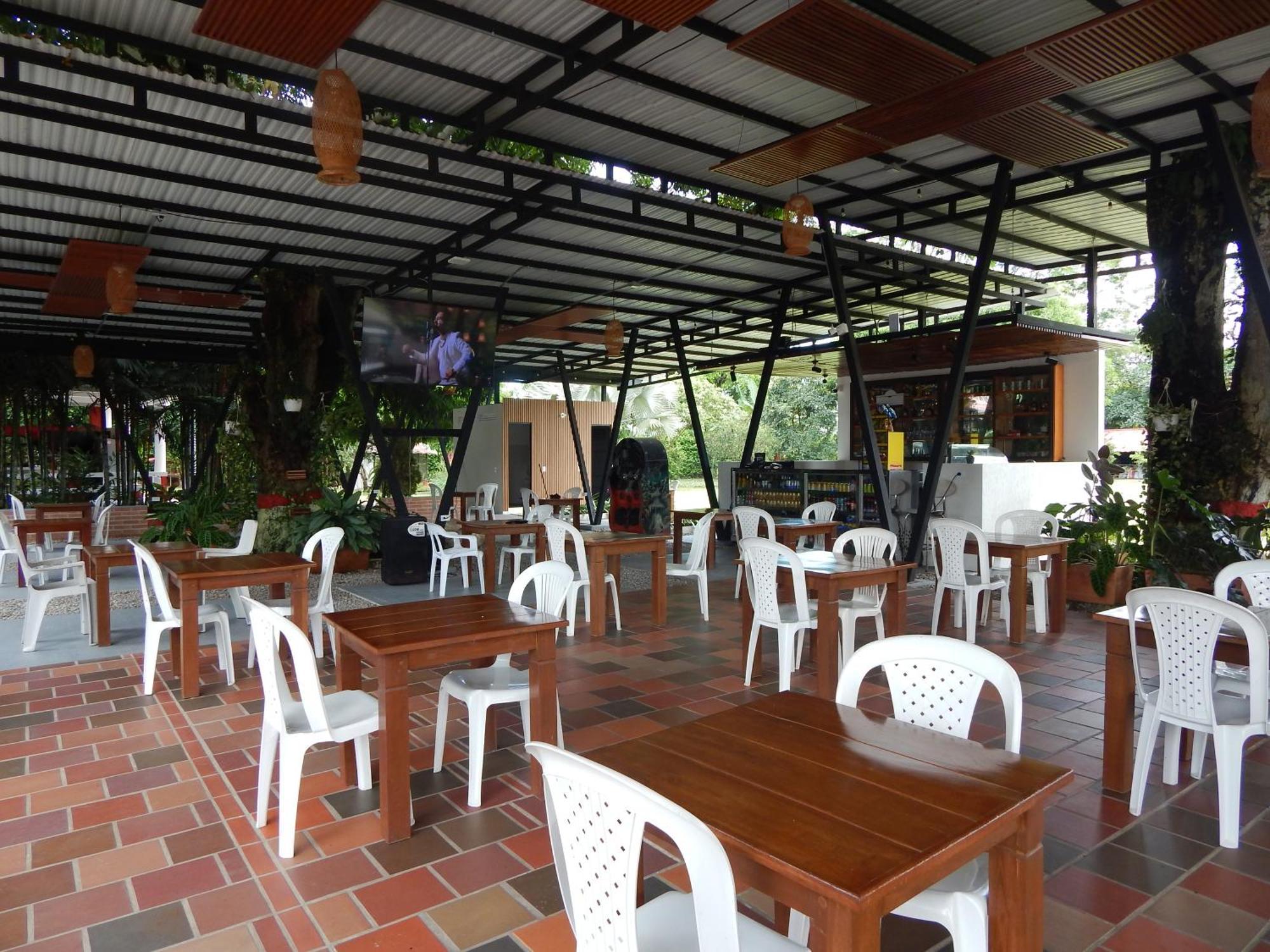 Hotel Campestre Las Palmas Sas Villavicencio Exteriör bild
