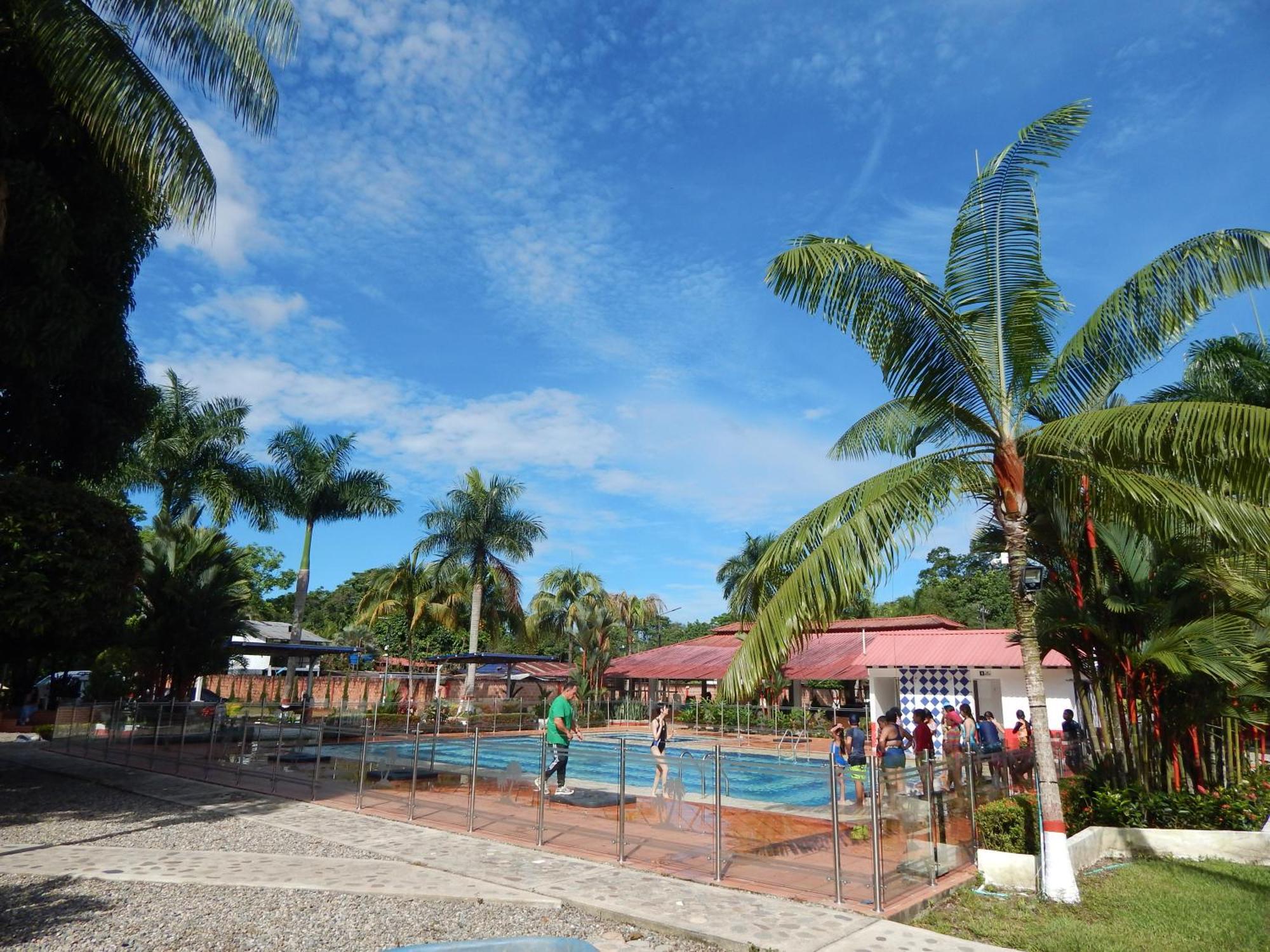 Hotel Campestre Las Palmas Sas Villavicencio Exteriör bild